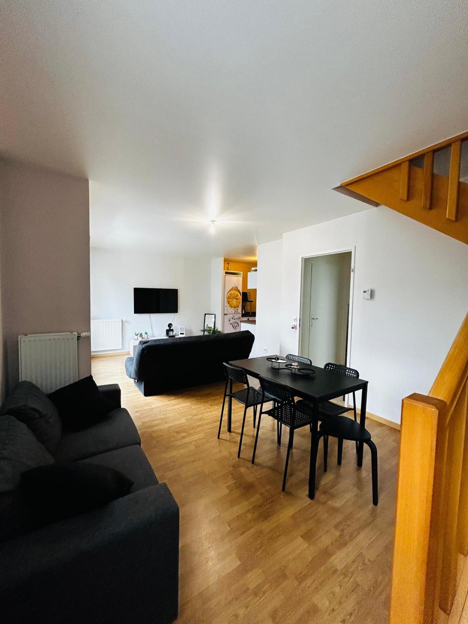 Duplex Lumineux Tout Equipe/Rer D/Balcon/Parking Corbeil-Essonnes Eksteriør bilde